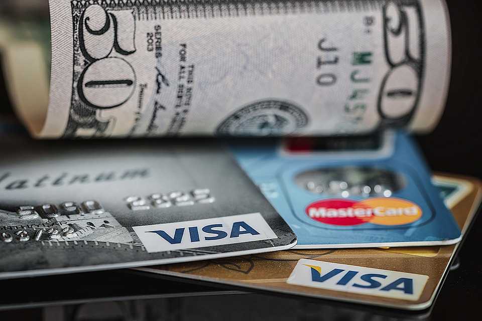 10 Tips Jitu Menghindari Overlimit pada Kartu Kredit dari Bank