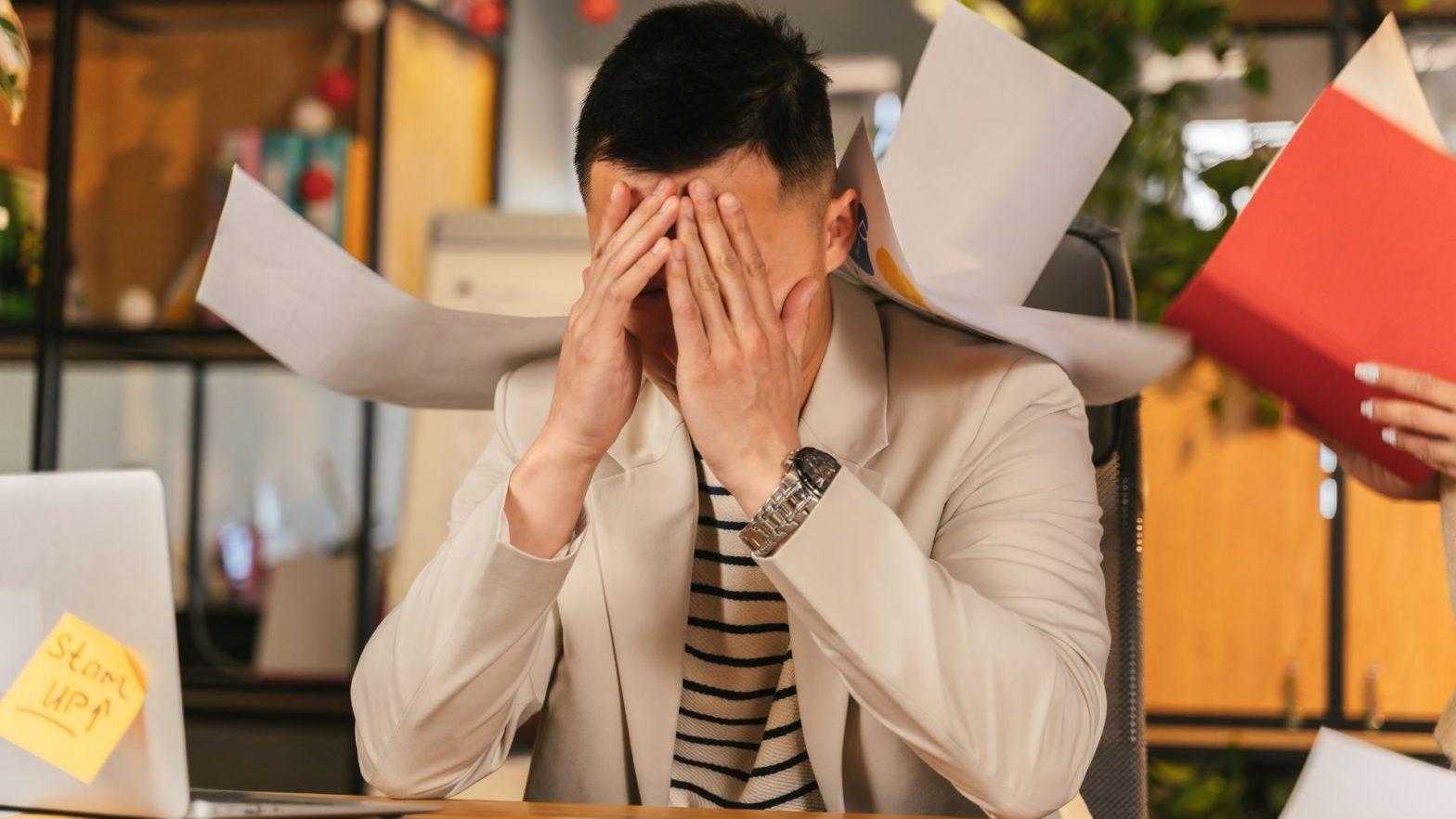 Tips Karyawan Tidak Mudah Merasa Burnout